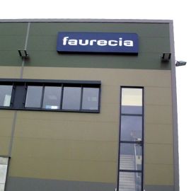 Leuchtreklame Faurecia